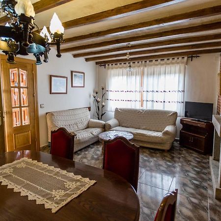 Holiday Home Salva La Rinconada de la Sierra Exterior photo